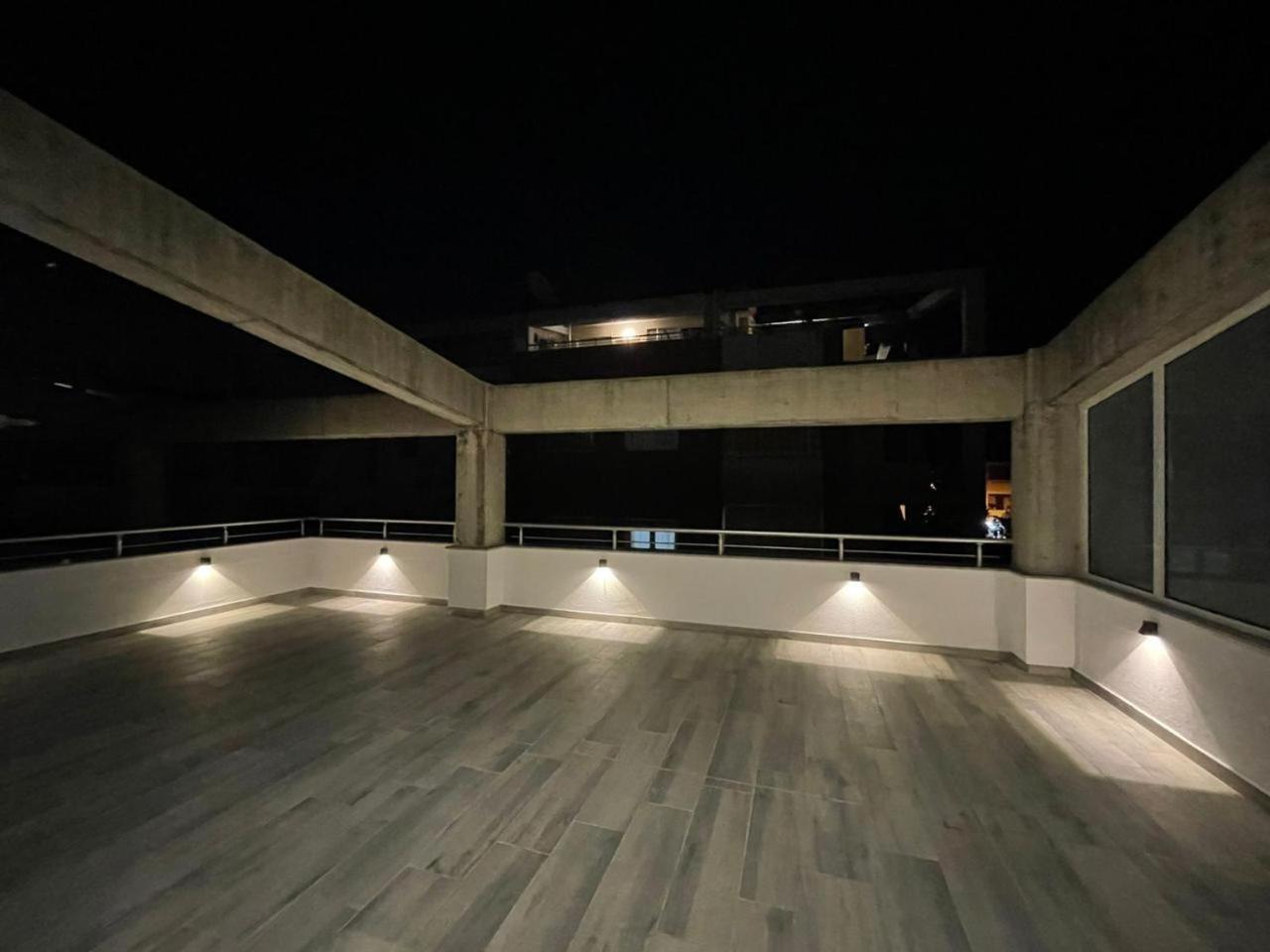 Apartament In Touch Of Sun Tirana *