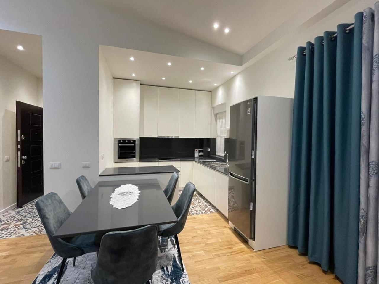 Apartament In Touch Of Sun Tirana Farke e Madhe